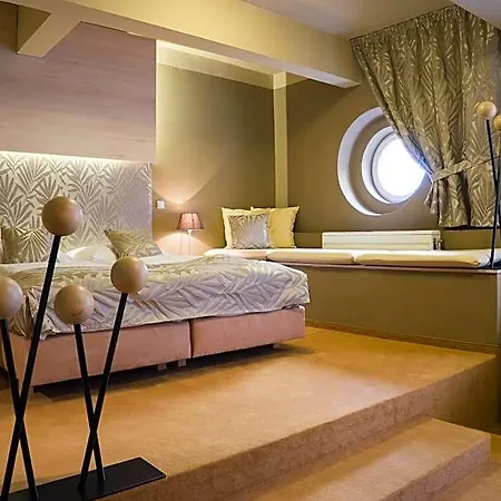 Pytloun Kampa Garden 4*