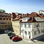 Hotel Pytloun Kampa Garden 4*