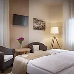 Pytloun Kampa Garden 4*