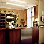 Pytloun Kampa Garden Hotel Prague