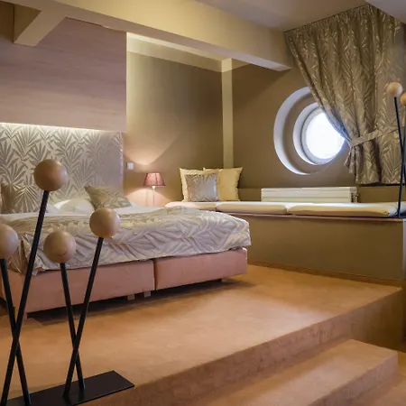 Pytloun Kampa Garden Hotel