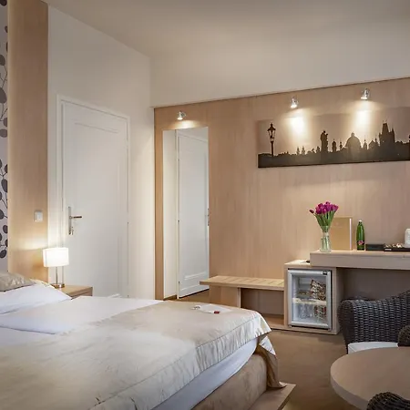 Pytloun Kampa Garden Hotel Praga