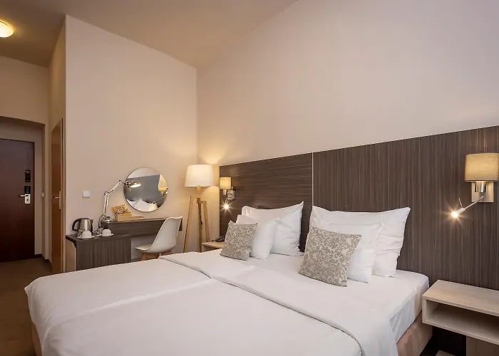 Pytloun Kampa Garden Hotel 4*