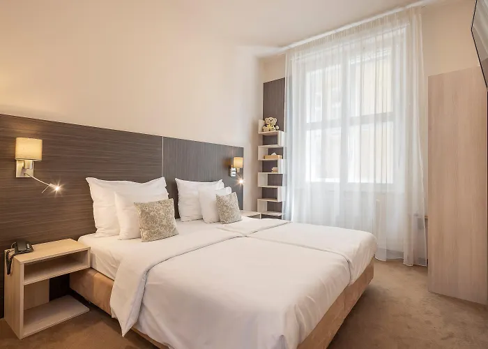 Pytloun Kampa Garden Hotel 4*