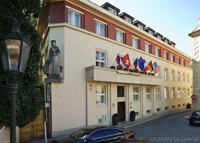 Pytloun Kampa Garden Hotel 4*