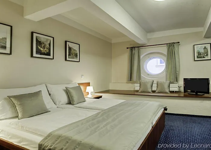 Hotel Pytloun Kampa Garden 4*